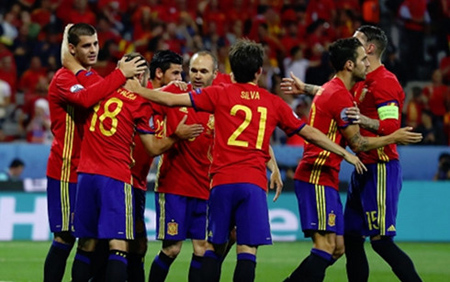Tây Ban Nha đọ sức với Israel tại lượt trận thứ 5 vòng loại World Cup 2018 khu vực châu Âu.